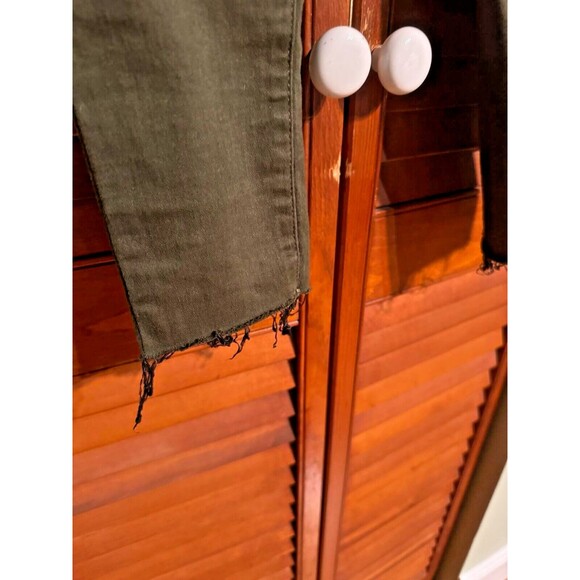 Free People Skinny Denim Jeans 61855-16515125 W 28 Taper Leg Green Raw Fray Hem - Picture 2 of 4